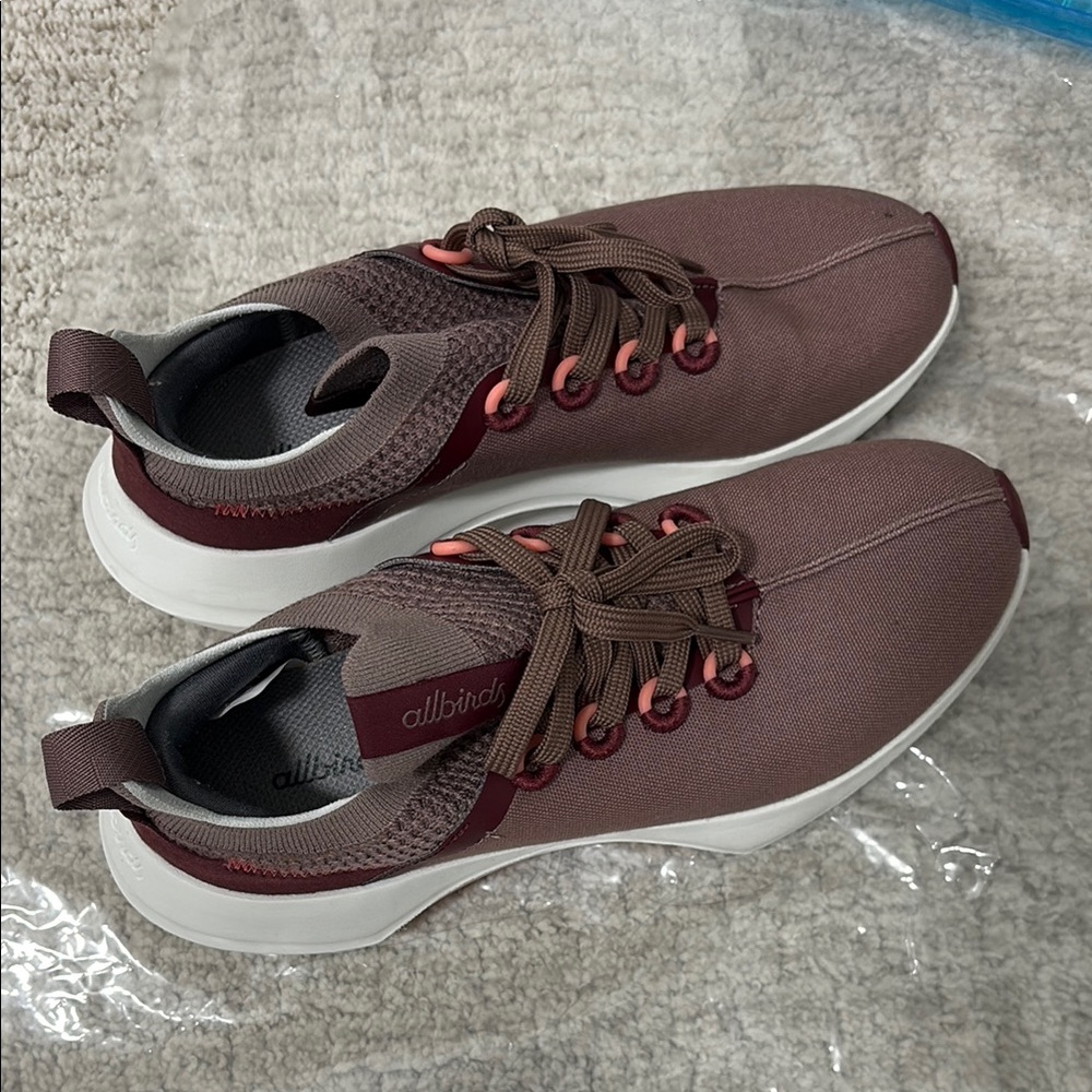 Allbirds - Women’s Burgundy Vista Sneakers - Size 7